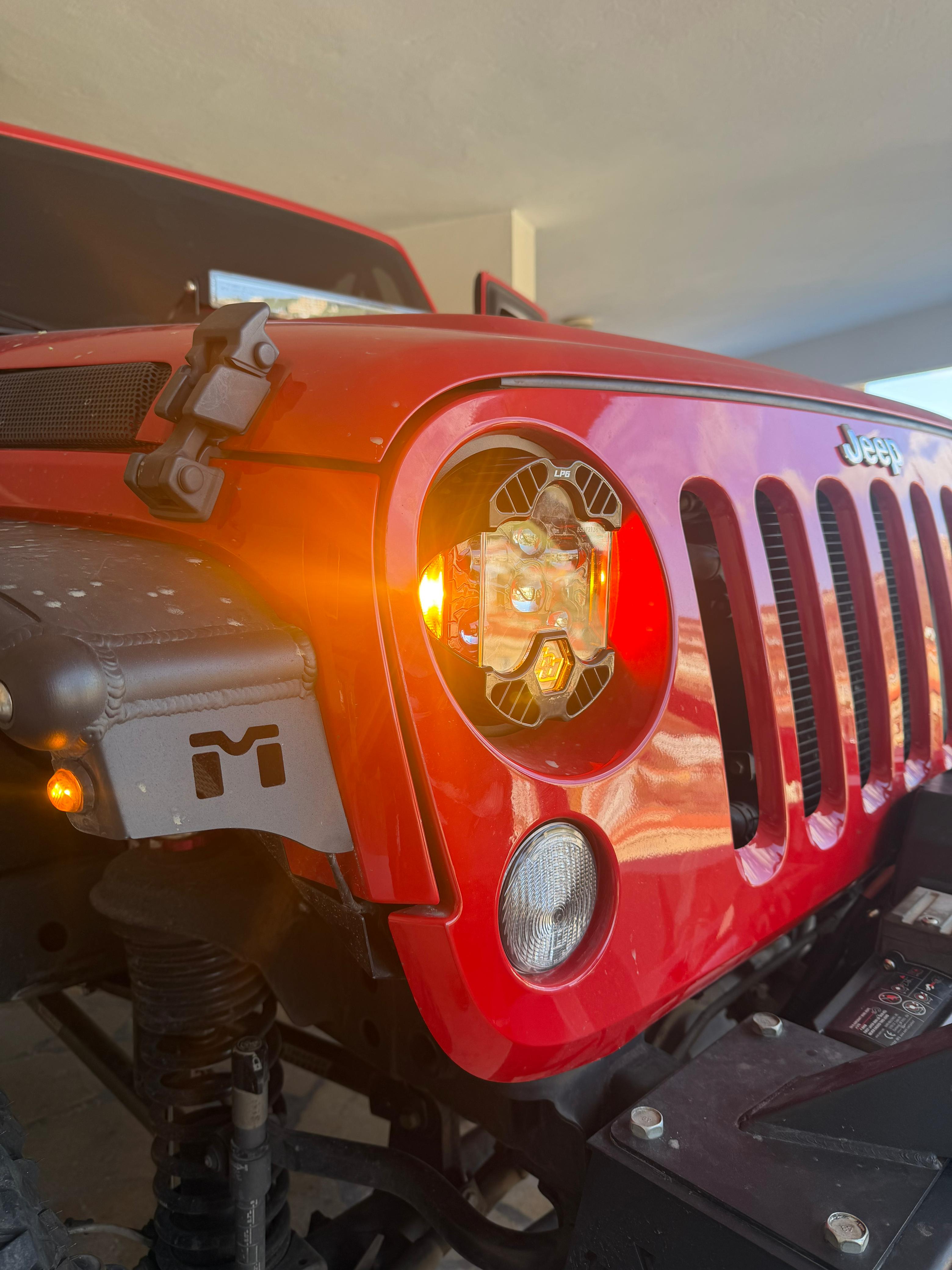 Baja Designs JK  DOT LP6 LED HEADLIGHT KIT 2007-2018             NOTE : Will not work for the 2017-2018 Saraha/Rubicon trim levels with LED headlights